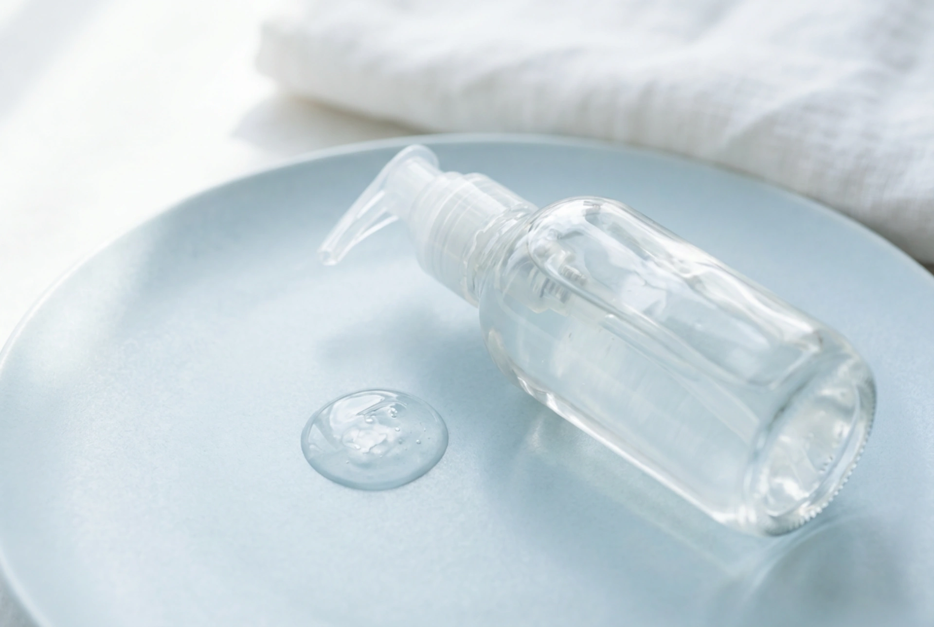 Koreansk Rensegel i Hudpleierutinen: Valg, Teknikk og Frekvens