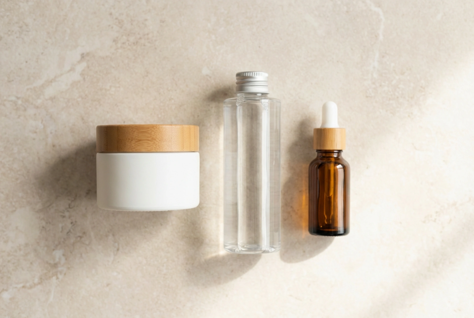 Ansiktsmaske: rekkefølge med toner og serum, virketid, tips