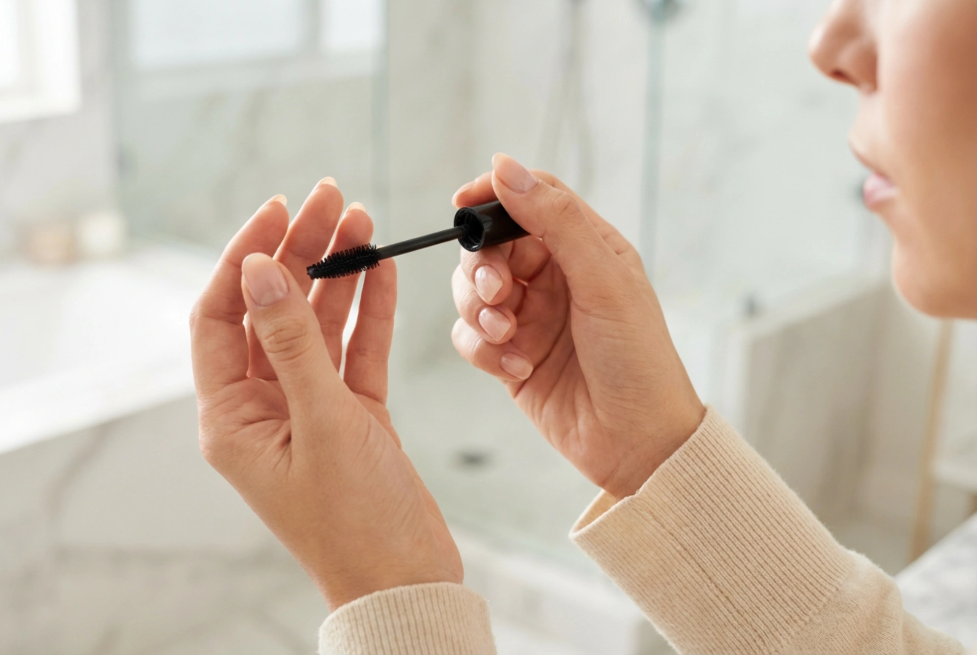 Effekten av falske vipper med maskara: lagdeling, base og sikksakk